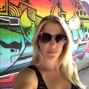 Meet your Posher, Breanne